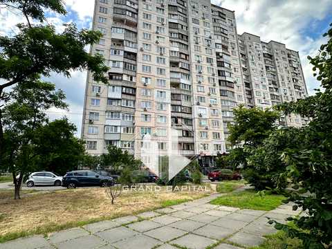 квартира по адресу Оболонский просп., 9