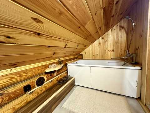 будинок за адресою с. Гореничі, Щаслива