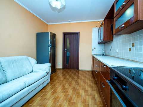 квартира за адресою Милославська вул., 4