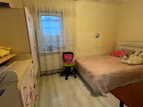 будинок за адресою Травнева вул.