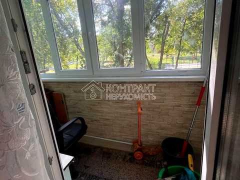 квартира за адресою Михайла Комарова вул. (Тархова), 5