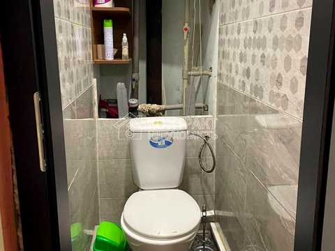 квартира за адресою Михайла Комарова вул. (Тархова), 5