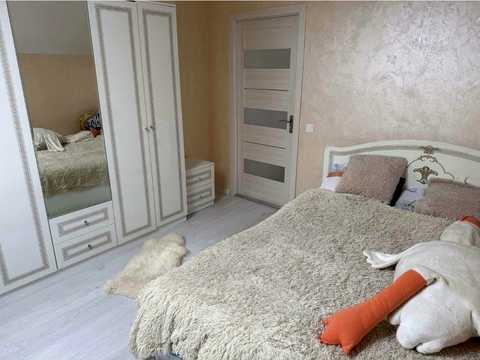 квартира за адресою Золотиста вул., 3