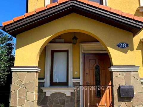 будинок за адресою Богатирська вул.