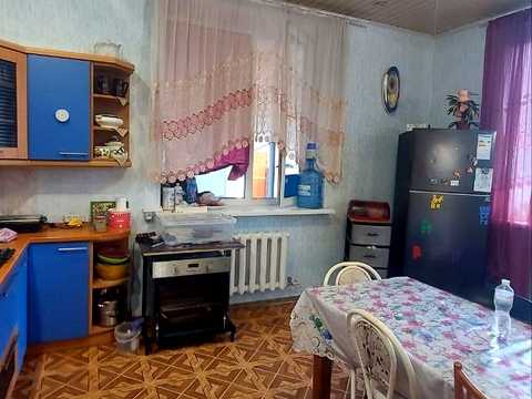 будинок за адресою Канадська вул. (Добролюбова)