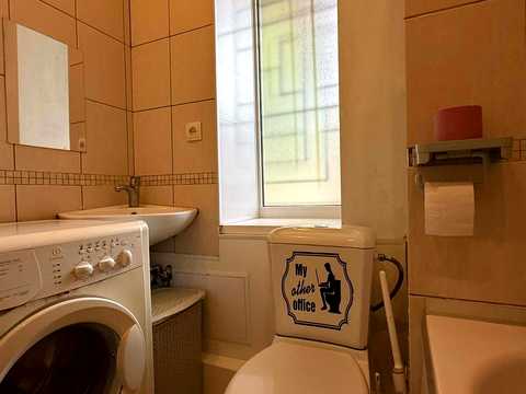 квартира за адресою Олександра Кониського вул. (Володарського), 7
