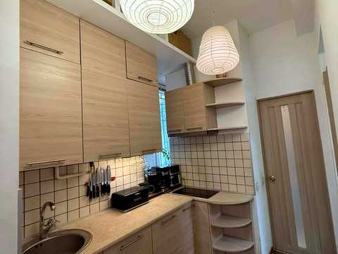 квартира за адресою Олександра Кониського вул. (Володарського), 7