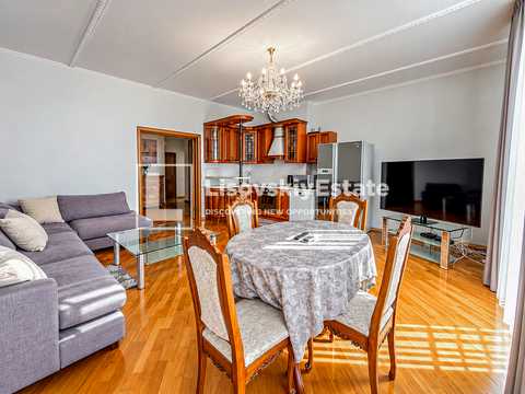 квартира за адресою Почайнинська вул., 70
