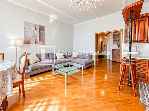 квартира за адресою Почайнинська вул., 70