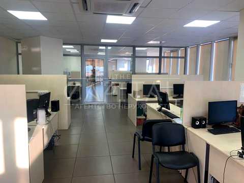 комерційна за адресою Голосіївський пров., 132