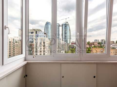 квартира за адресою Академіка Філатова вул., 2/1