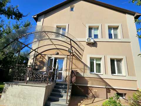 будинок за адресою Лісова вул., 52