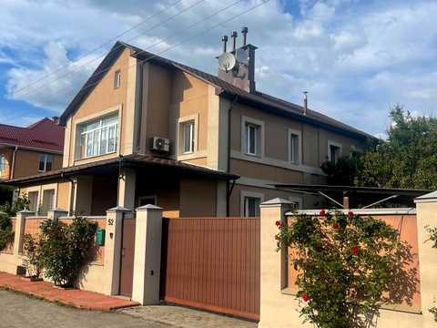 будинок за адресою Лісова вул., 52