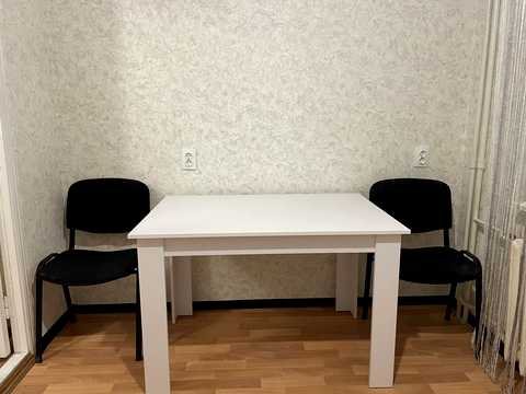 квартира за адресою Автозаводська вул., 63