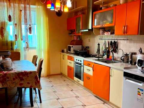 квартира за адресою Артеківська вул., 12