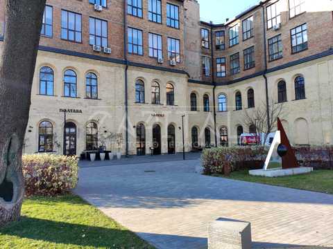 комерційна за адресою Київ, Князів Острозьких вул. (Московська), 1