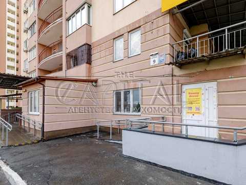 комерційна за адресою Петра Радченка вул., 27-29