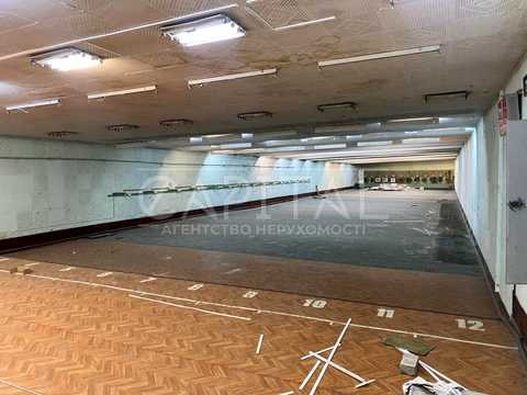 комерційна за адресою Привокзальна вул., 12а