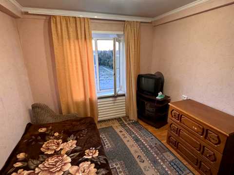 квартира за адресою Академіка Александрова вул., 5