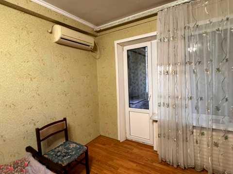 квартира за адресою Академіка Александрова вул., 5