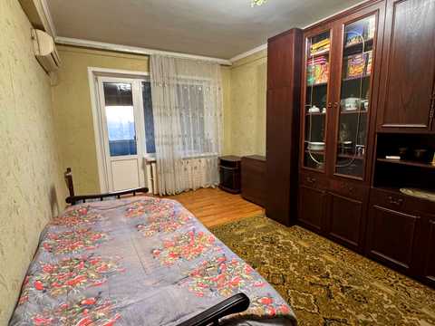квартира за адресою Академіка Александрова вул., 5