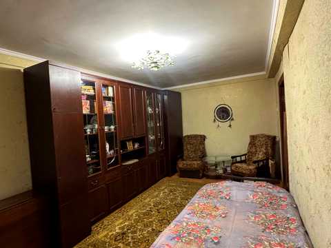 квартира за адресою Академіка Александрова вул., 5