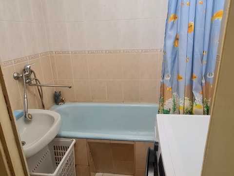 квартира за адресою Милославська вул., 21