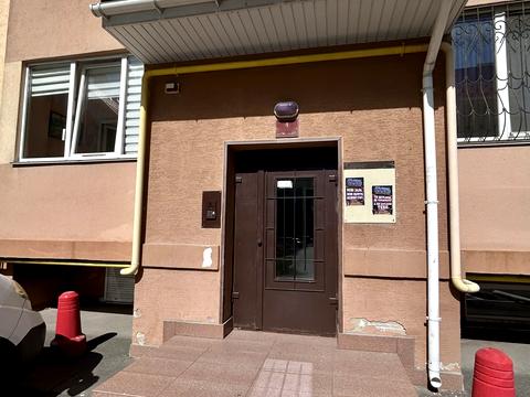 коммерческая по адресу Леси Украинки ул., 6