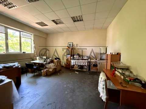 коммерческая по адресу Радистів пер., 64