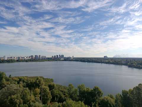 квартира за адресою Ревуцького вул., 54
