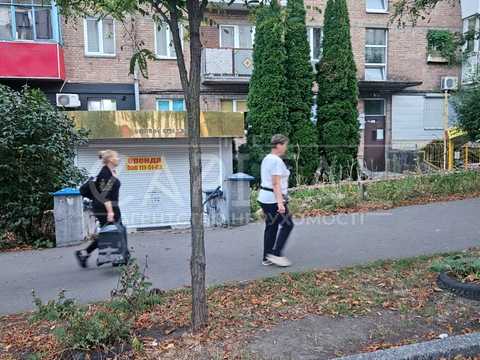 коммерческая по адресу Дегтяревская ул., 9