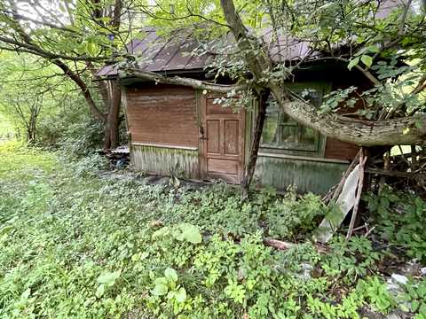 будинок за адресою Весняна, 32а