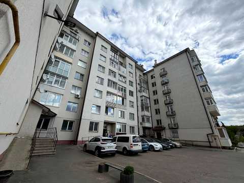 квартира за адресою Дорошенка вул., 7