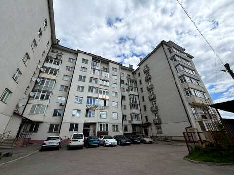 квартира за адресою Дорошенка вул., 7