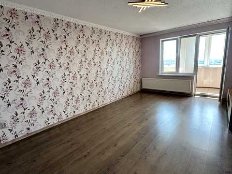 квартира за адресою Довженка вул., 12