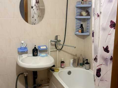 квартира за адресою Драгоманова вул., 1-К