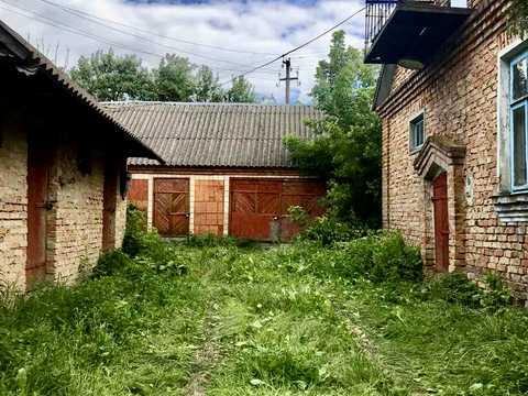 дом по адресу с. Долгошии, Незалежності