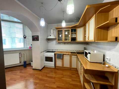 квартира за адресою Драгоманова вул., 23