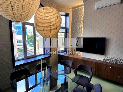 комерційна за адресою Шота Руставелі вул., 15-Б