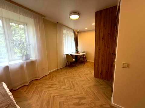 квартира по адресу Дмитра Павличка просп. (Маршала Рокосовського), 8