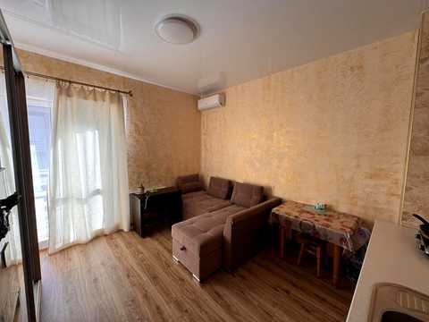 квартира за адресою Владислава Бувалкіна вул., 7-Б К4