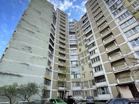 квартира за адресою Драгоманова вул., 23