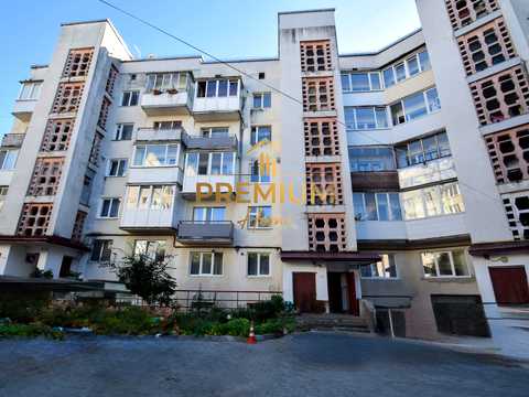 квартира за адресою Довженка вул., 17
