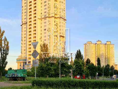квартира за адресою Юрія Шумського вул., 1