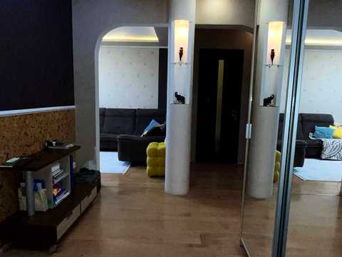 квартира за адресою Андрія Первозванного вул. (Стахурського), 36