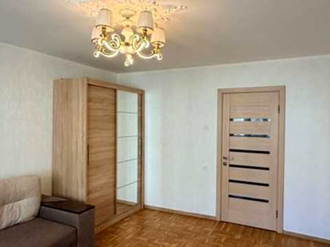 квартира за адресою Незалежності вул. (Армійська), 13