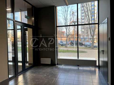комерційна за адресою Деміївська вул., 27