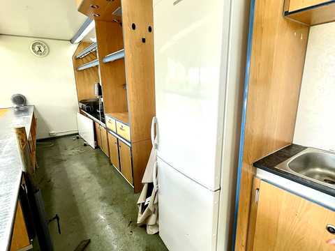 комерційна за адресою Рівне, Авіаторів вул., 5а