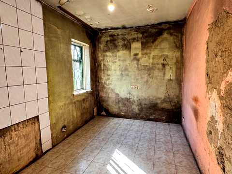 будинок за адресою Калинова вул., 1