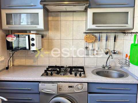квартира за адресою Електровозна вул., 19